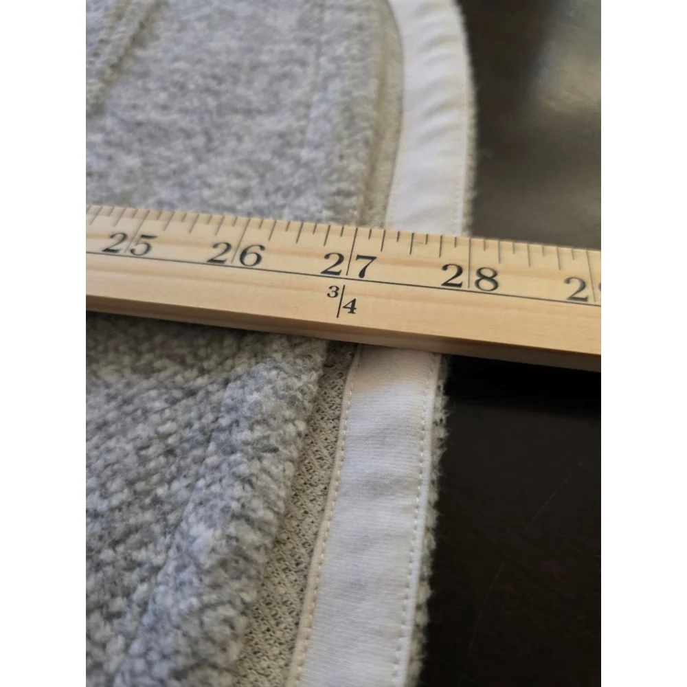 Oversized Women's NWOT Lou & Grey Gray & White Sweatshirt Hoodie XS